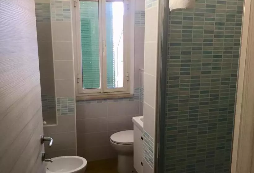 ベッドアンドブレックファースト Il Viaggiatore Via Rimini Serapo