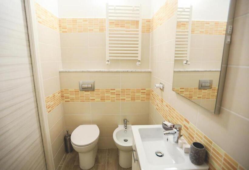 ベッドアンドブレックファースト Il Viaggiatore Via Rimini Serapo