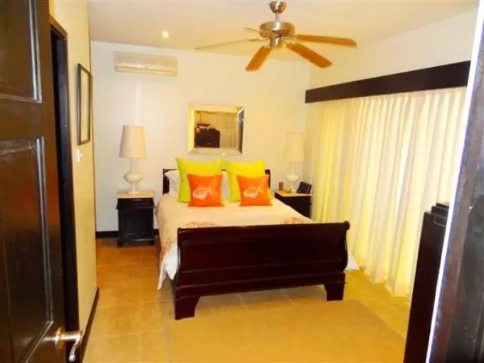 Brownes Condominium 2