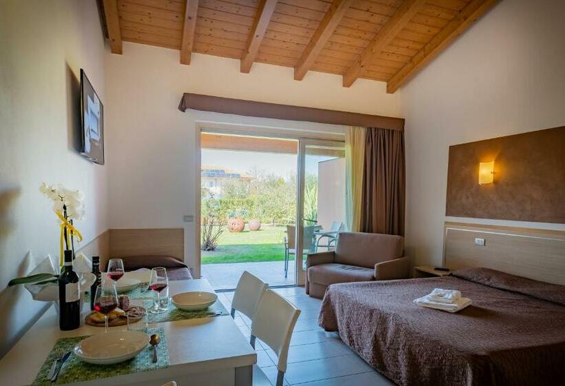 هتل Agriturismo Tre Colline