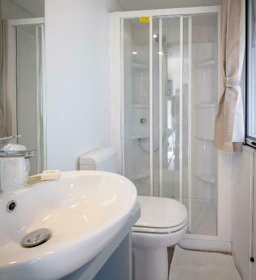 هتل Agriturismo Tre Colline