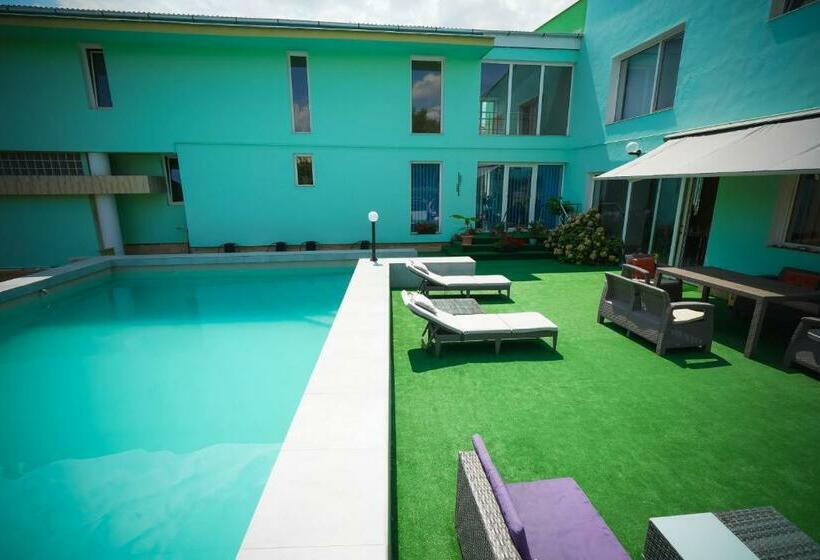 호텔 Pensiunea Dolce