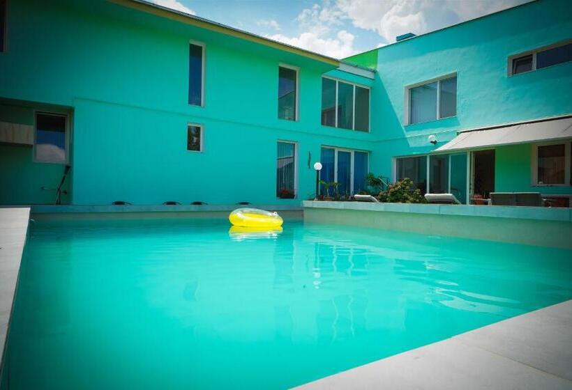 호텔 Pensiunea Dolce