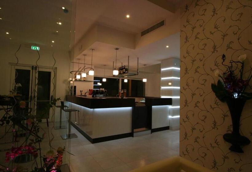 酒店 Primavera Apartmentsuites