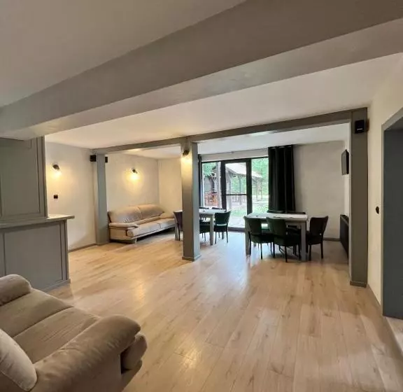 Pensiune Casa Codrin