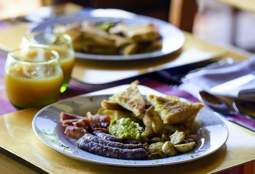 פנסיון Hartbeespoortdam Lodge