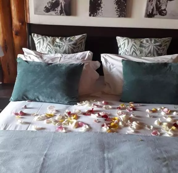 Majatalo Hartbeespoortdam Lodge