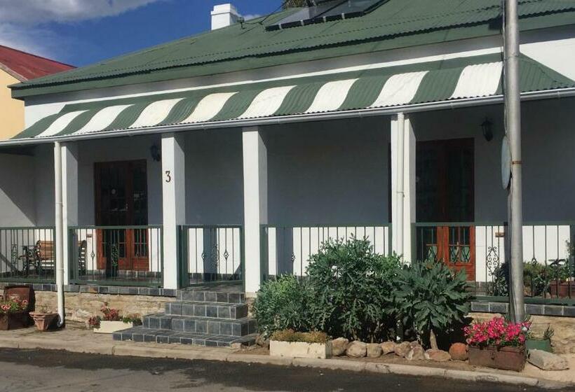 פנסיון Horse And Mill Guesthouse