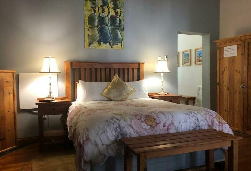 פנסיון Horse And Mill Guesthouse