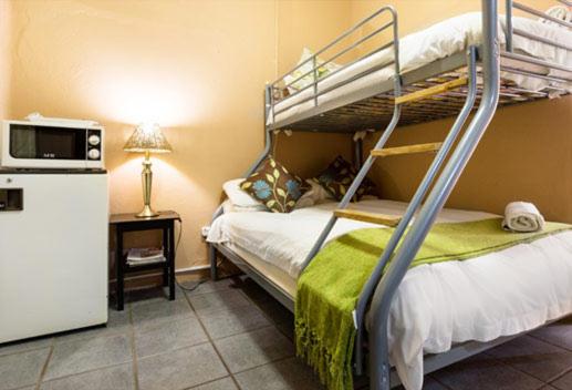 פנסיון Horse And Mill Guesthouse