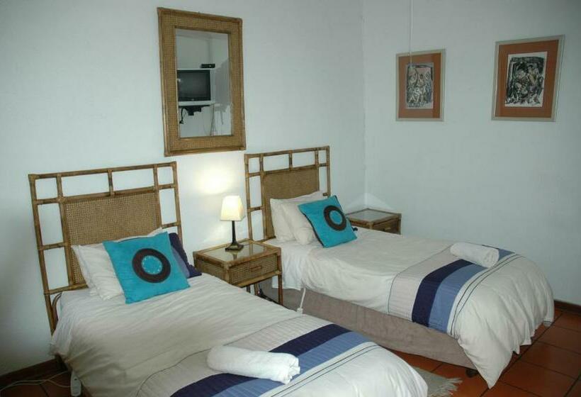 פנסיון Horse And Mill Guesthouse