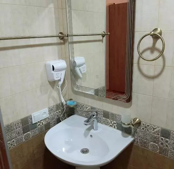 پانسیون Kazbegi Guide