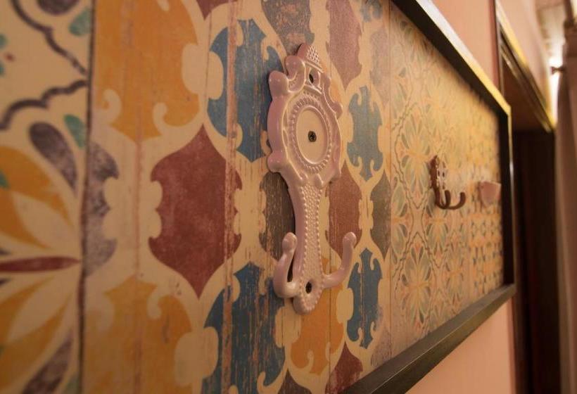 بنسيون Niki Rooms