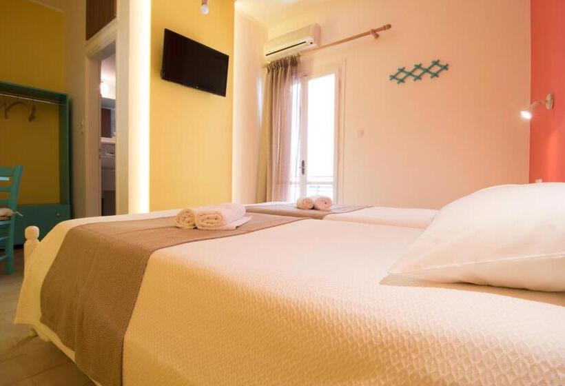 بنسيون Niki Rooms