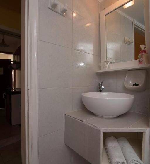 بنسيون Niki Rooms