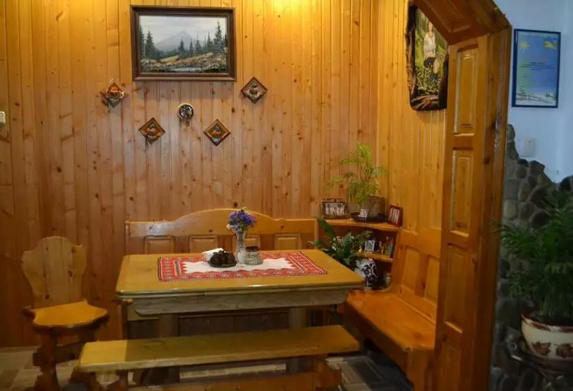 Majatalo Sadyba U Lesi