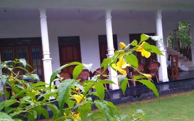 ペンション Thuruliya Residence
