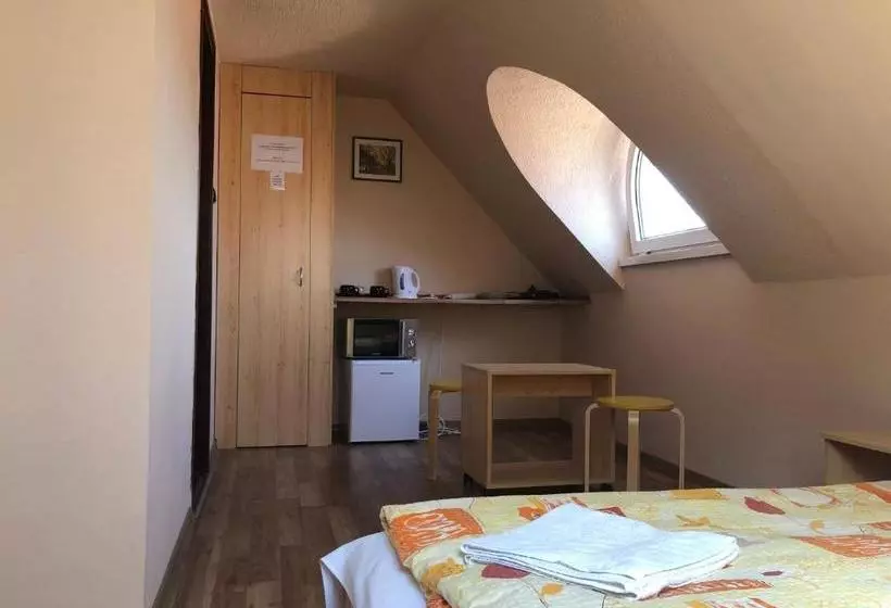 پانسیون óvár 12 Vendégház