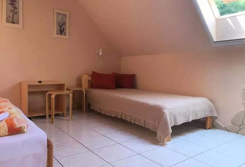 پانسیون óvár 12 Vendégház