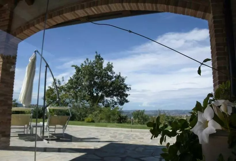 Aamiaismajoitus (B&B) Casa Castella   Adults Only   Langhe