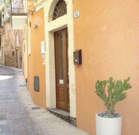 פנסיון San Filippo Neri   Camere