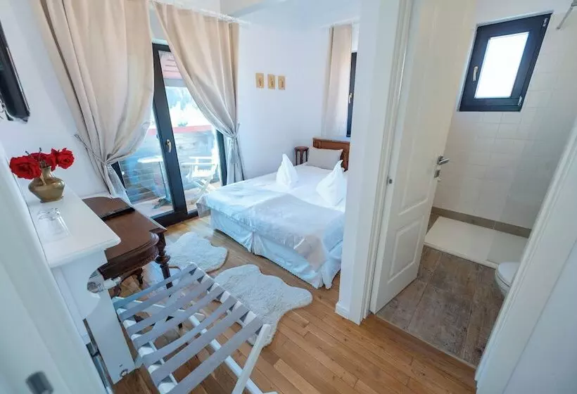 ペンション Casa Din Bran   Inn Center