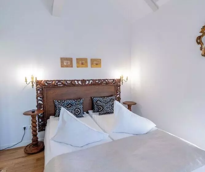 ペンション Casa Din Bran   Inn Center