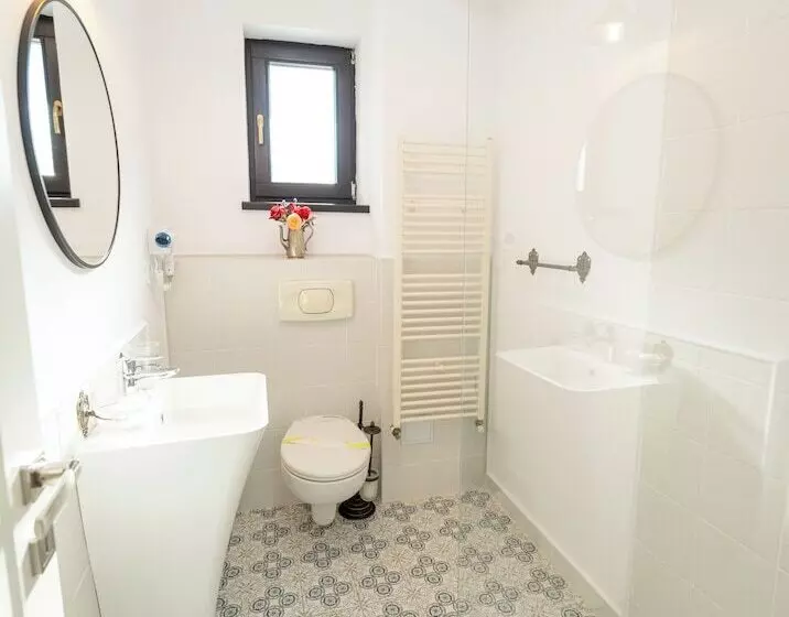 ペンション Casa Din Bran   Inn Center