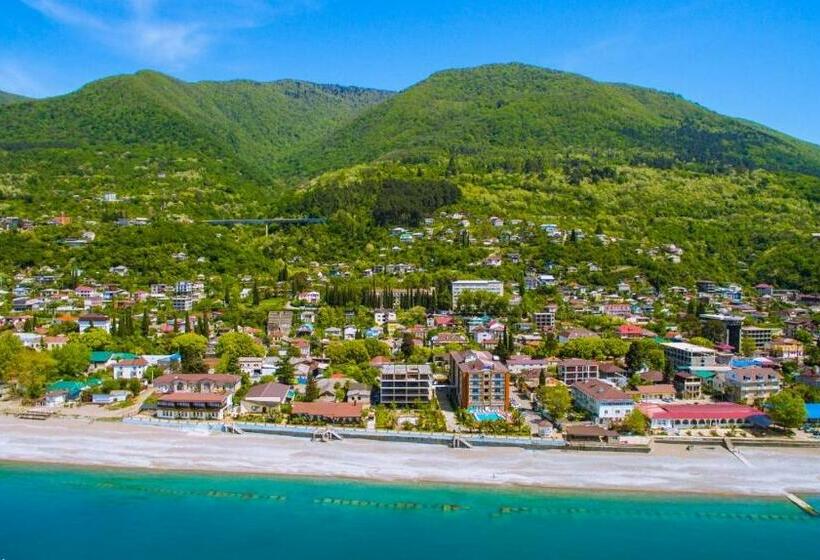 پانسیون Fiesta Sea