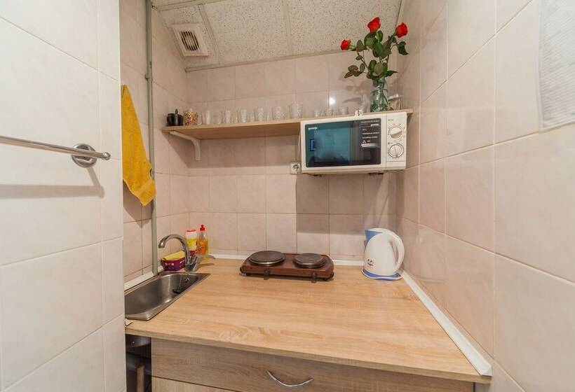 پانسیون Guest House Near Railway Station