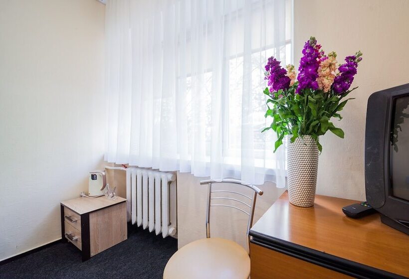 پانسیون Guest House Near Railway Station