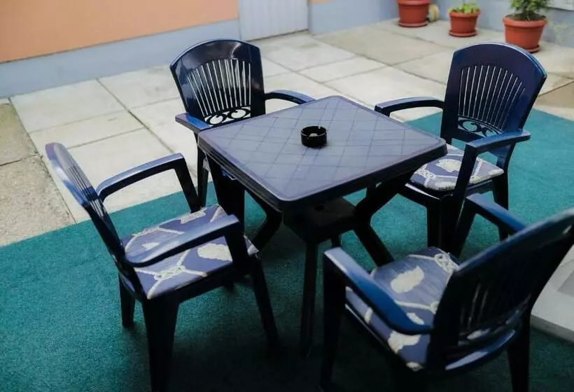 پانسیون Guesthouse Tanja
