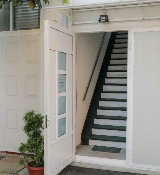 پانسیون Guesthouse Tanja