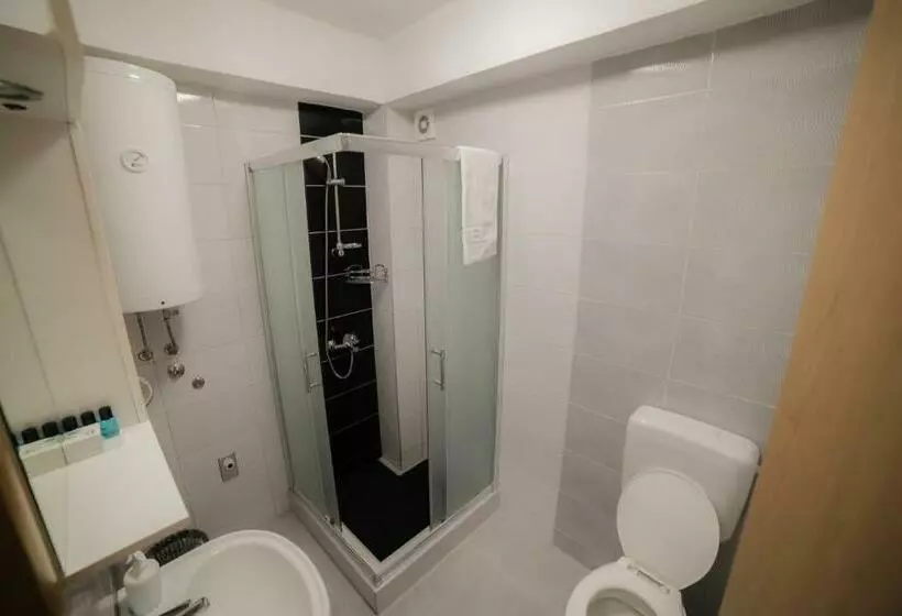 پانسیون Guesthouse Tanja