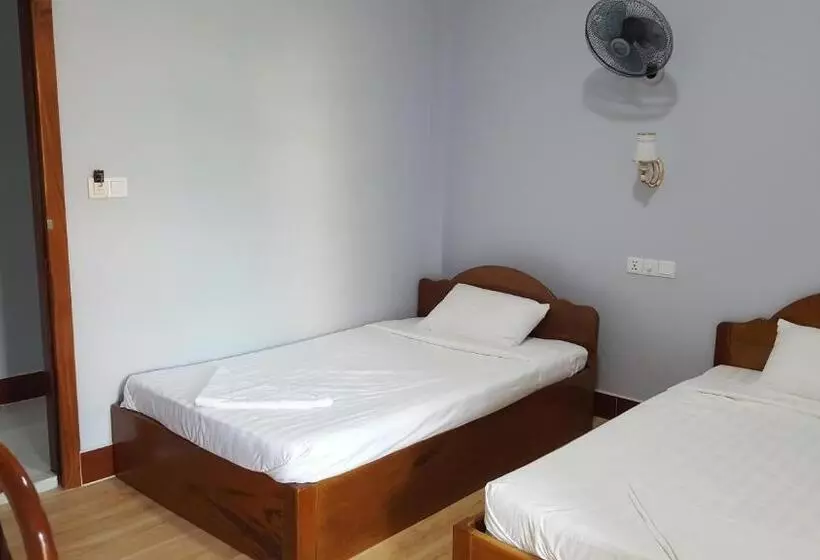 پانسیون Kampongbay Makeng Ii Guesthouse