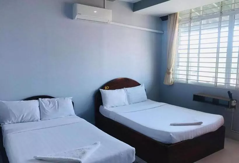 پانسیون Kampongbay Makeng Ii Guesthouse