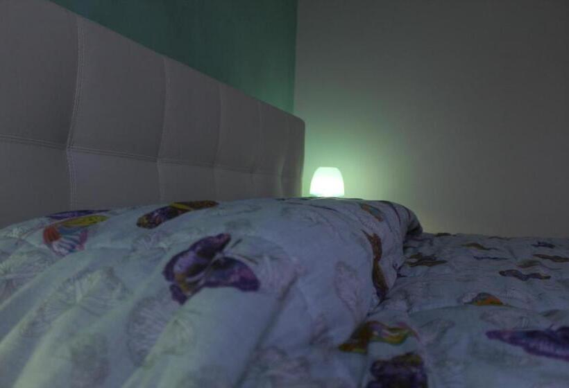 پانسیون Rooms Of Love