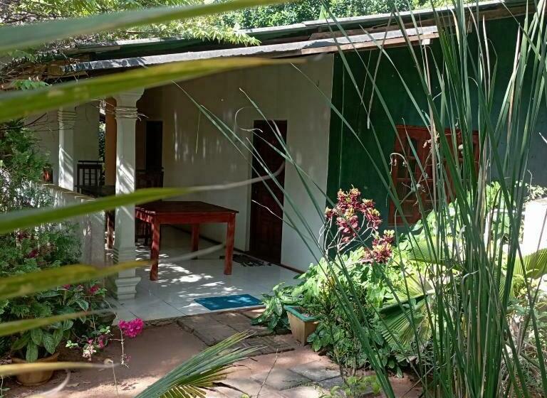 بنسيون Sanjana Home Stay