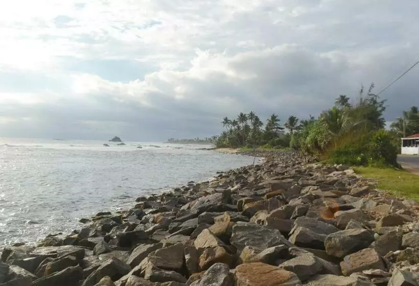 Majatalo Shehara Sun Surf Lodge