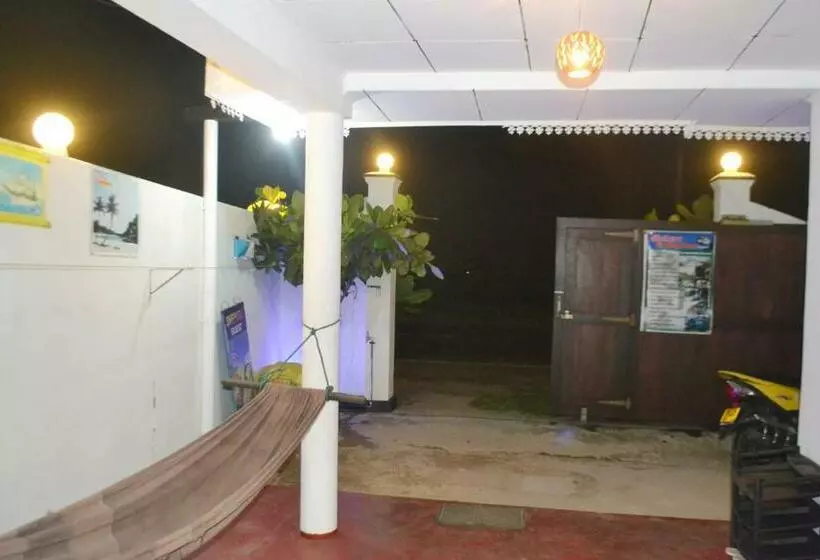 Majatalo Shehara Sun Surf Lodge