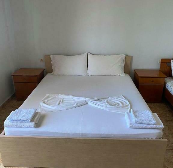 פנסיון Villa Mondi