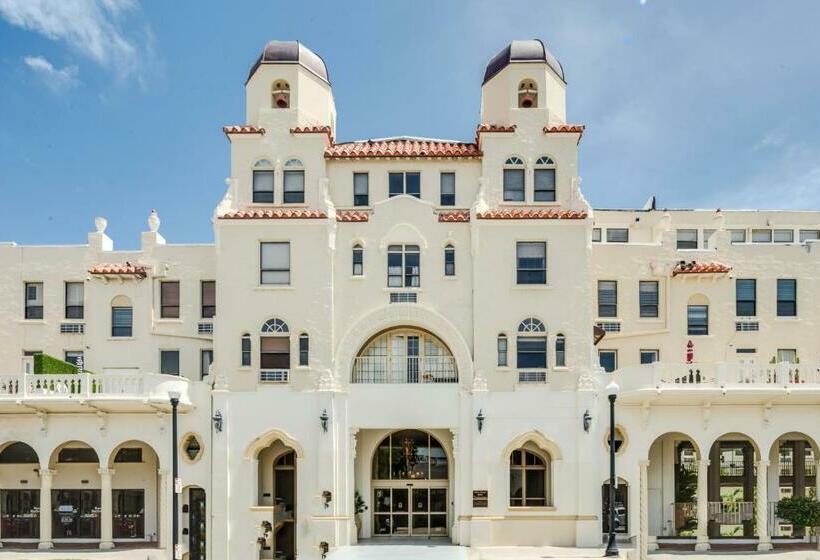 Tropicals Of Palm Beach