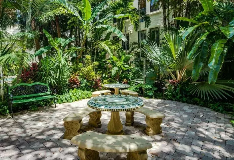 Tropicals Of Palm Beach