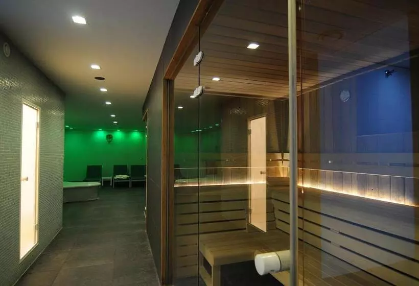 Vayamundo Oostende   Apartments