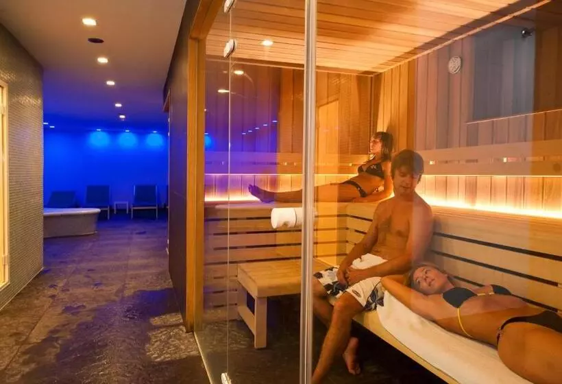 Vayamundo Oostende   Apartments