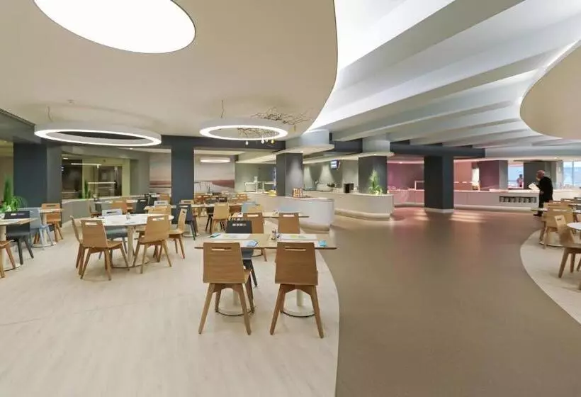 Vayamundo Oostende   Apartments