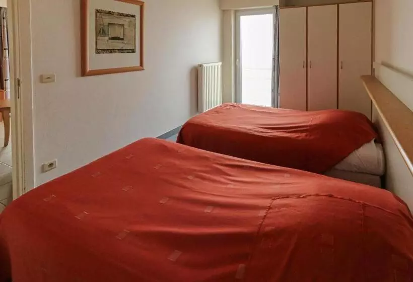 Vayamundo Oostende   Apartments