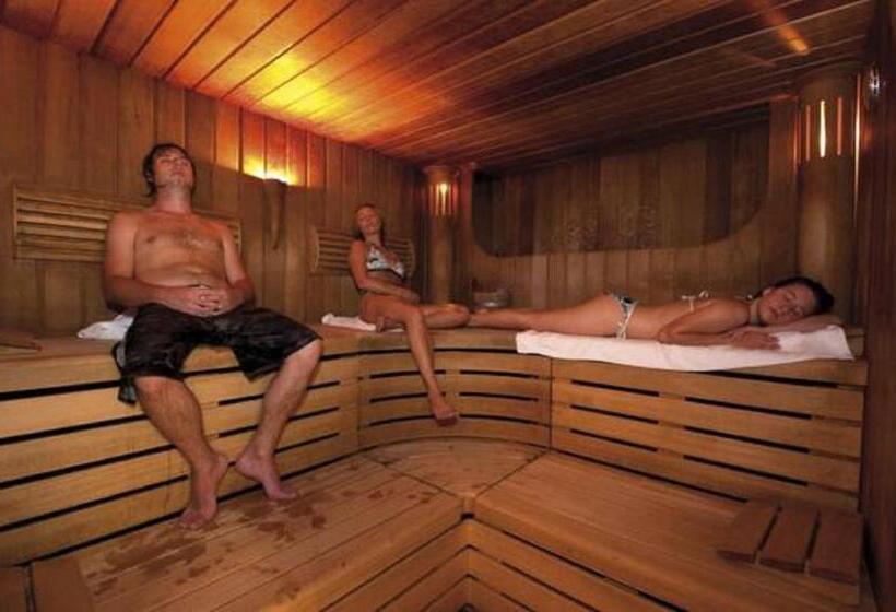 Vayamundo Oostende   Apartments