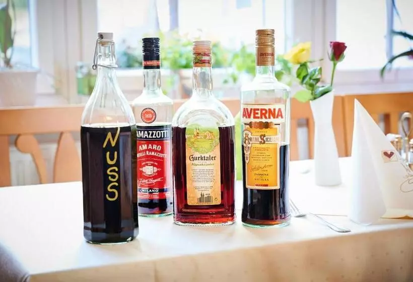 Retkeilymaja Gasthof Mittendorfer