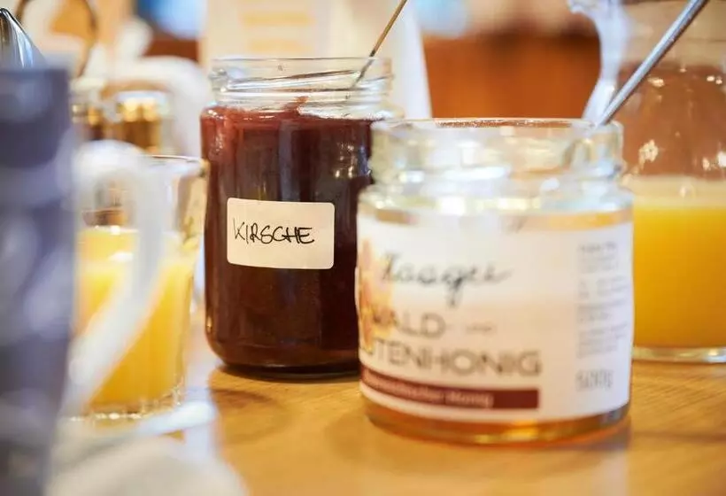 Retkeilymaja Gasthof Mittendorfer